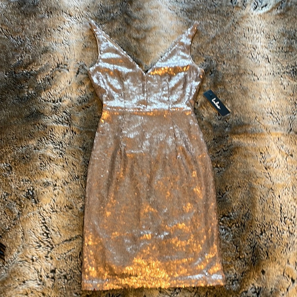 Lulu’s Rose Gold Sequin Body Con Dress NWT XS